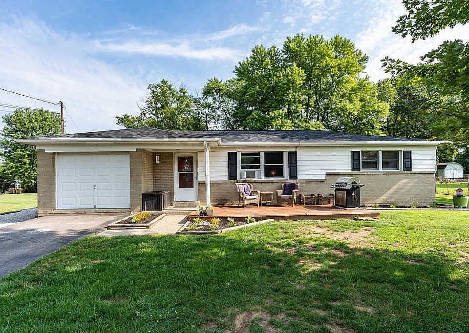 1st image of 734 Louanne Ln