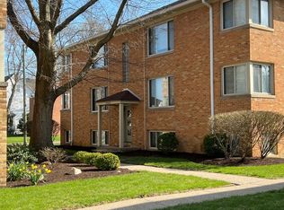 Wooster 1900, Rocky River, OH 44116