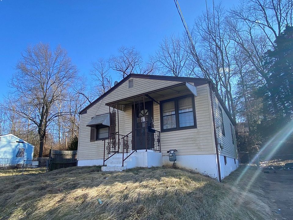 2nd image of 128 Anabel Ave