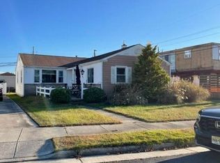 6 S Gilmar Cir, Margate, NJ 08402