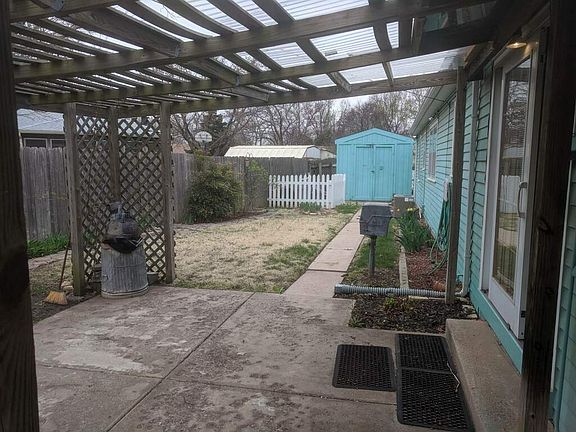 Backyard and Storge Shed