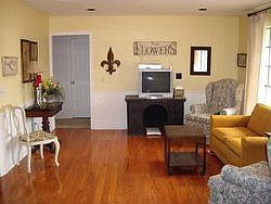 3rd image of 1549 Croston Dr