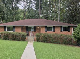 1077 Lynmoor Dr NE, Brookhaven, GA 30319