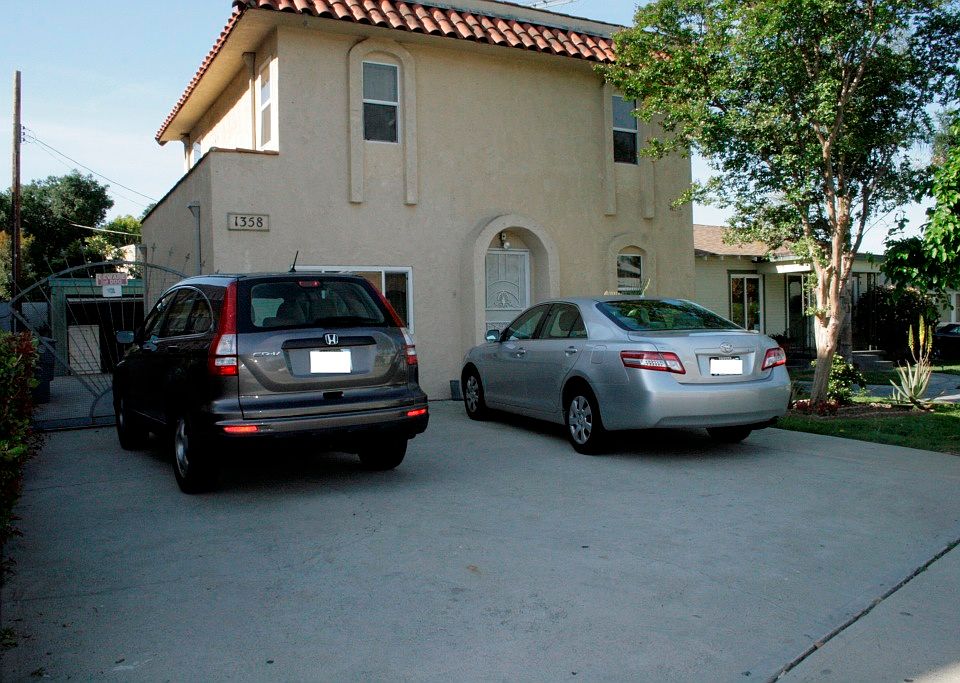 1st image of 1358 E Garfield Ave