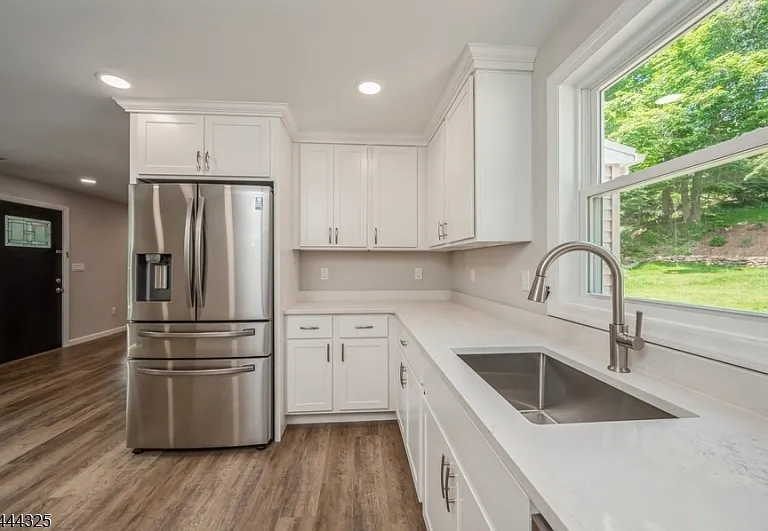 1225 Sussex Tpke — Photo 15