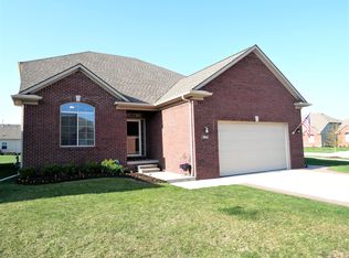 30045 Danvers Dr, Chesterfield, MI