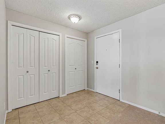 4th image of 304 N Mackenzie Way SW #7207