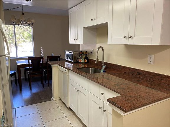 5th image of 2366 E Mall Dr APT 219