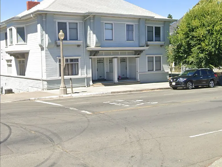 1201 Marin St #1205.5 — Photo 1