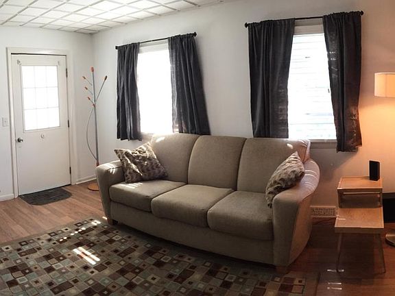 Living room (looking towards front door)