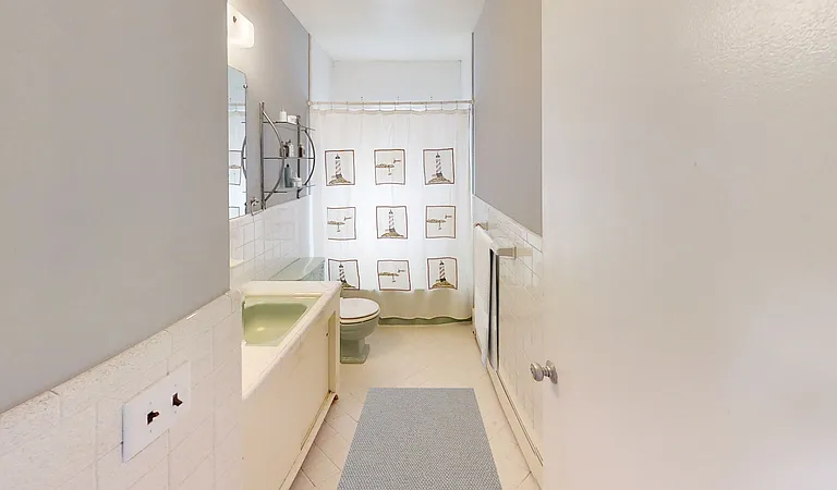 11859 N Main St #4 — Photo 10