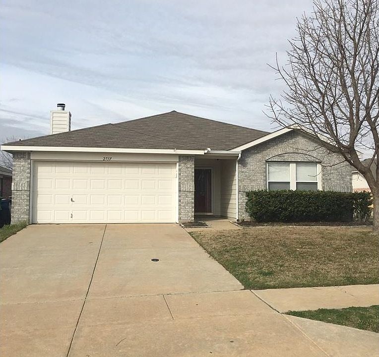 1st image of 2717 Bluffs Ct
