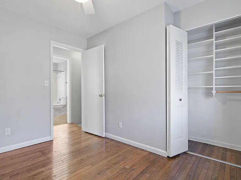 404 W Hill St — Photo 8