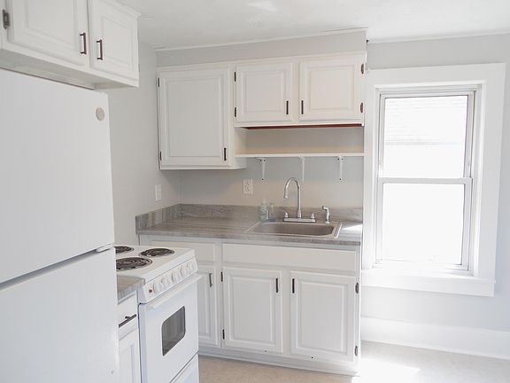 5th image of 352 Dunkard Ave #A
