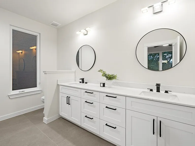 2309 Montopolis Dr #1 — Photo 10