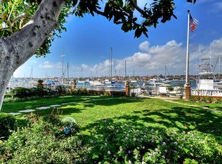 1018 E Balboa Blvd, Newport Beach, CA 92661