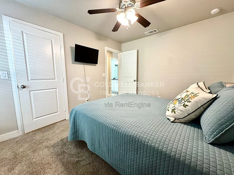 3108 Urbana Ave — Photo 15