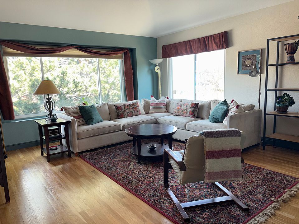 1st image of 480 West St