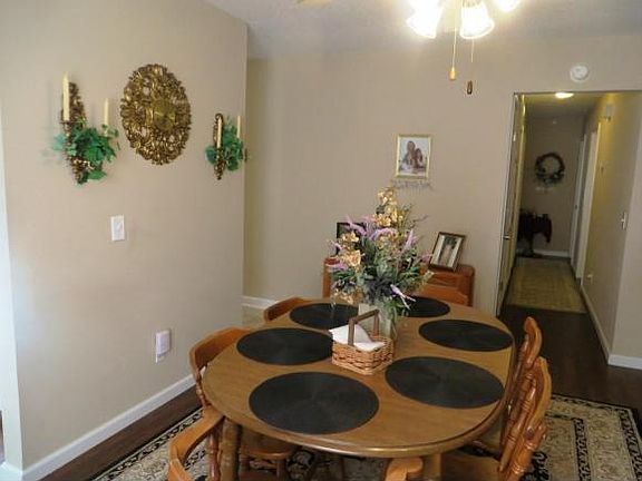 3rd image of 3701 Kimrod Dr