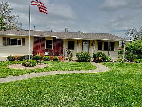 Another front view of 7928