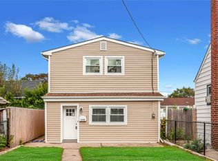 170 Cabota Ave, Copiague, NY 11726