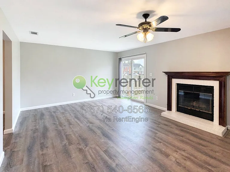 810 Huntly Dr — Photo 8