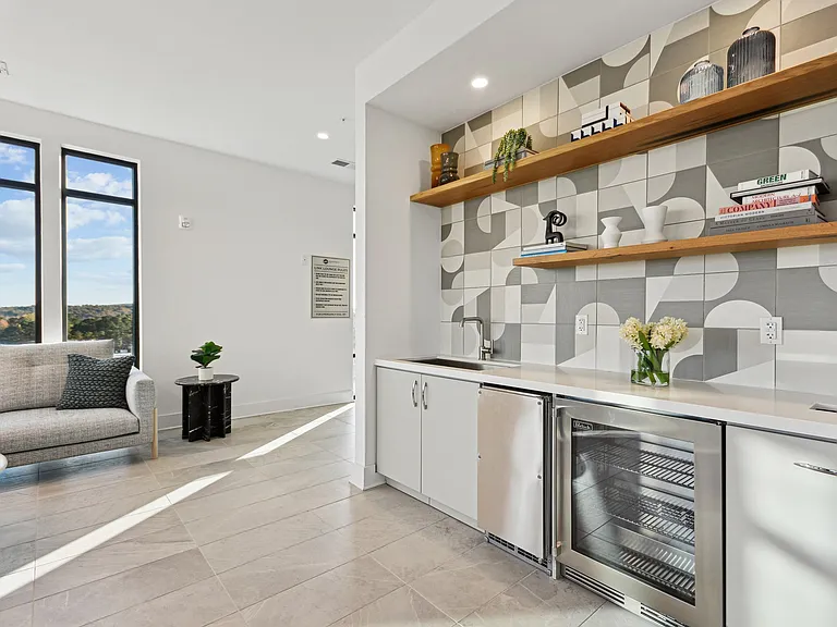 Link Apartments Calyx — Photo 33