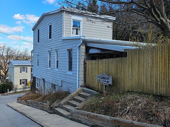 2nd image of 138 Ebenezer Ave