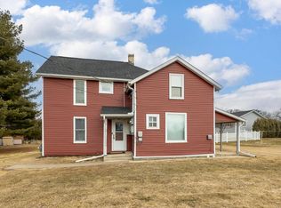 835 Lancaster St, Platteville, WI 53818