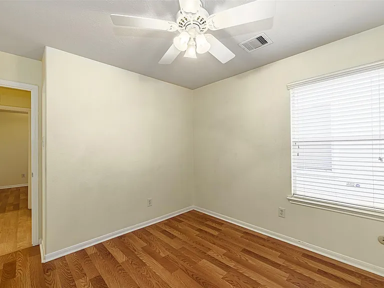 10834 Windfern Lakes St — Photo 14