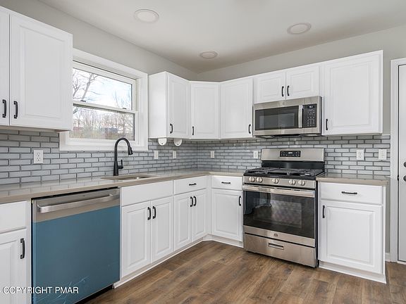 2nd image of 62 Spangenburg Ave