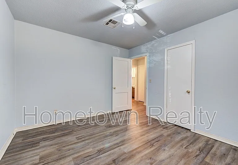 9809 N McKinley Ave — Photo 19