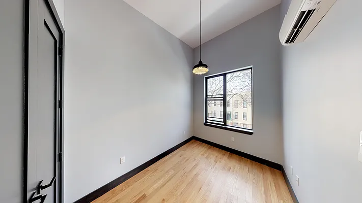 Rented by Rennit Inc. | media 49