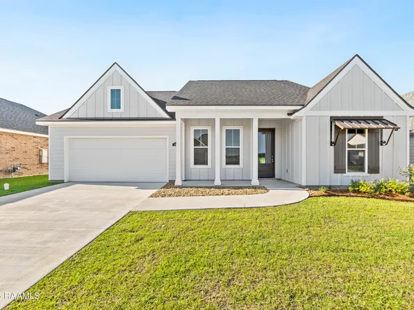203 Long Creek Ln, Scott, LA 70583