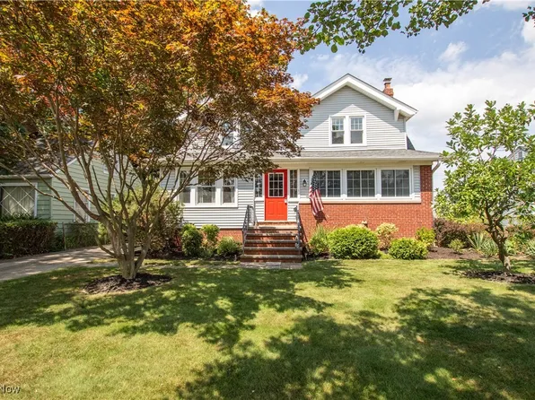 3512 Park Dr, Parma, OH 44134