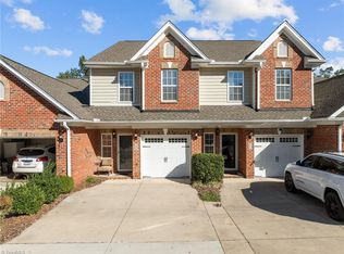 2926 Grove Park Dr, Burlington, NC 27215