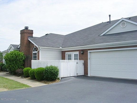 3rd image of 6300 Forest Way Pl