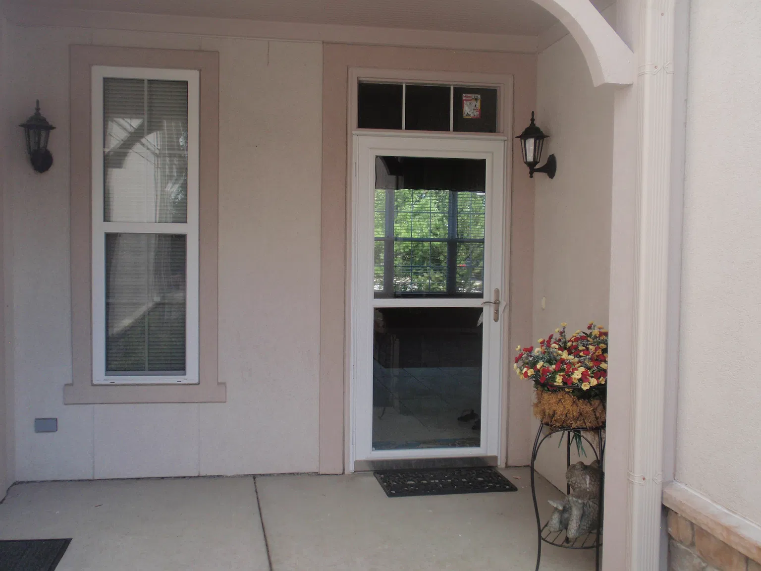 3 bed, 2.5 bath, 2000 sqft, $2,950 — Photo 2