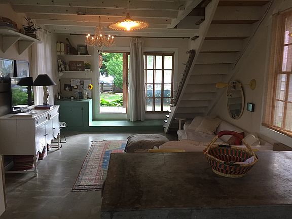2nd image of 7016 Pritchard Pl