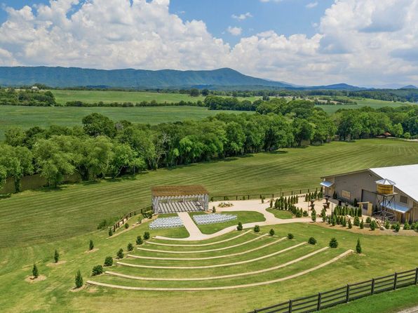 1020 Thomas Rd, Benton, TN 37307