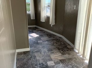 137 Roxbury Rd, Shippensburg, PA 17257