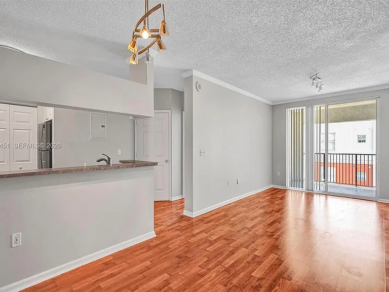 17150 N Bay Rd #2802 — Photo 4