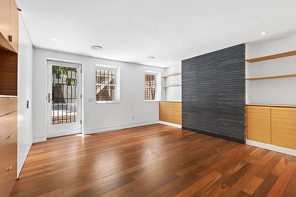 Rented by Douglas Elliman | media 26