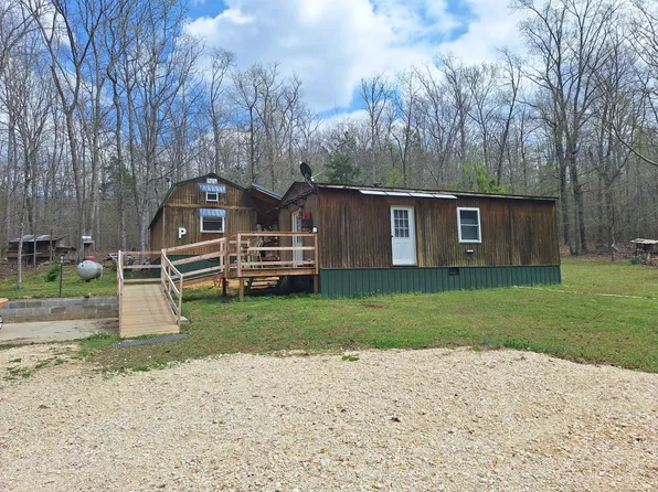 1622 Hill Chapel Rd, Big Sandy, TN 38221