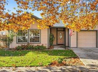 217 Palm Ave, Ripon, CA 95366