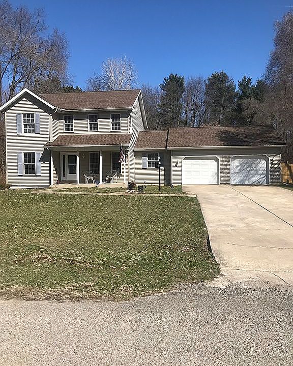1st image of 10621 Appletree Ln