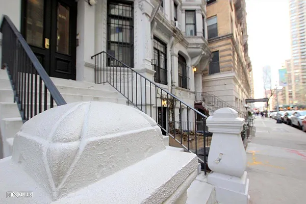 Rented by Corcoran | media 16