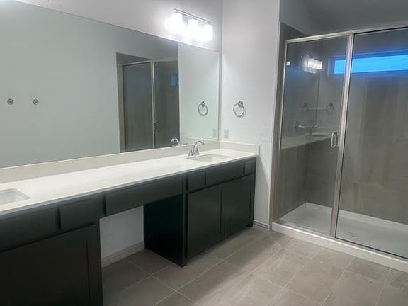 4th image of 8941 Phoebe Rd #1