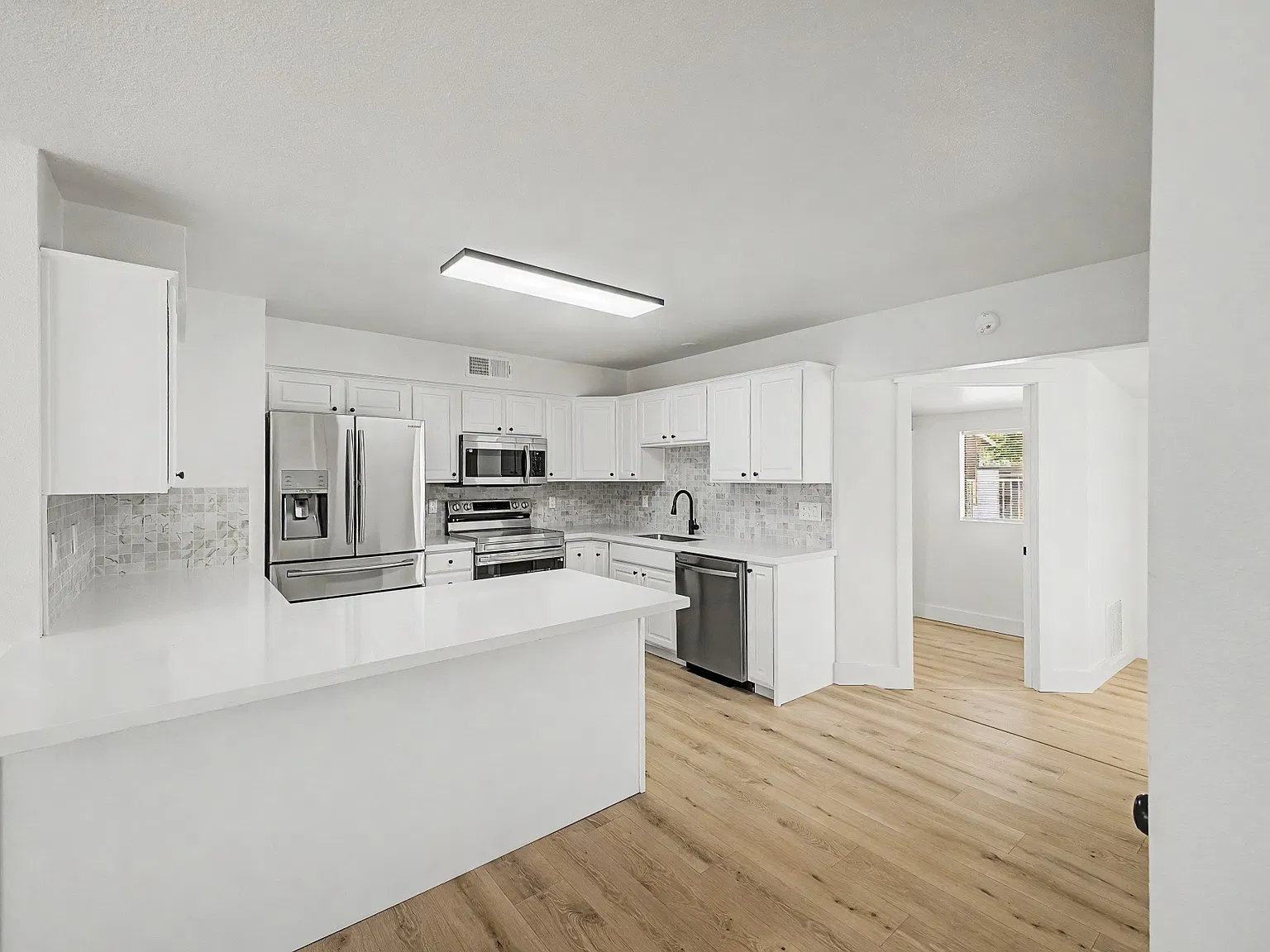 4 bed, 1855 sqft, $1,000 — Photo 2