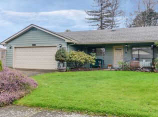 410 NE 24th St, McMinnville, OR